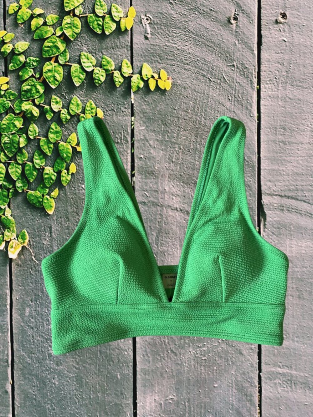 Like New - Old Navy Bathing Suit Top Size Small